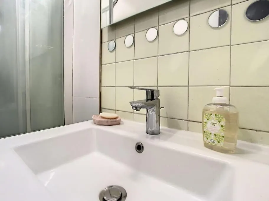 Apartment 2 Minutes A La Plage Cannes France